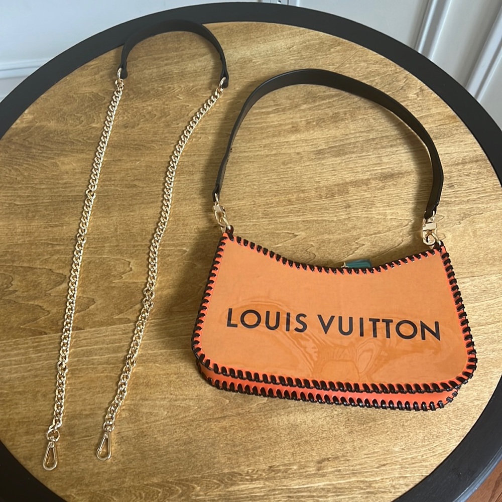 Louis Vuitton shoulder  bag/crossbody